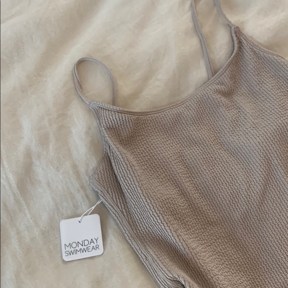 Bahamas One Piece - Oat Crinkle
